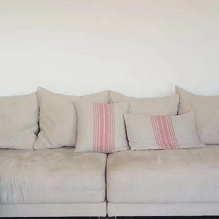 Bellavista شقة لواركا